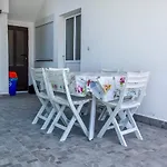 Matas Lägenhet *