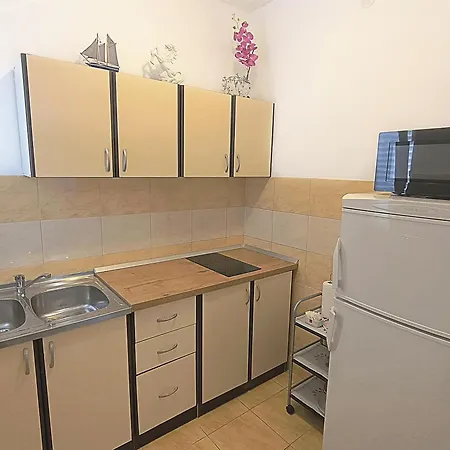 Matas רוגוזניצה